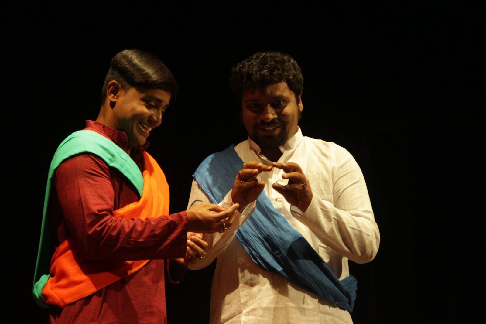 চুপ ! প্রশাসন চলছে...